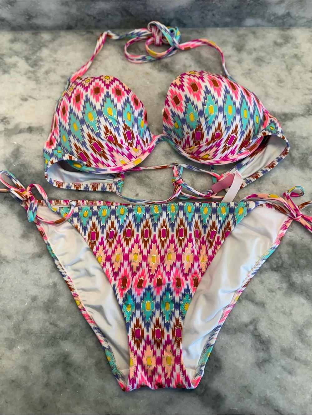 Victoria’s Secret Printed Bikini Set 36C Top L Bottom Boho Halter Euro Summer